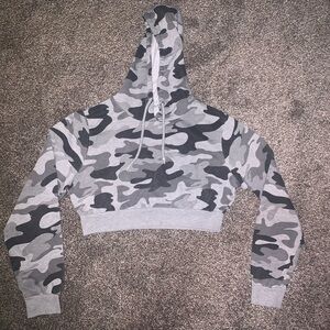 Talula Gray & Black Camo Cropped Hoodie